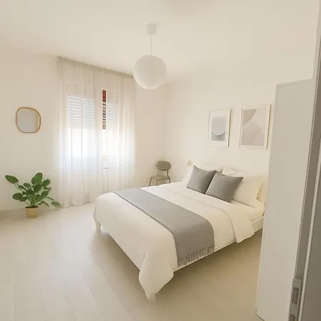 Piana Metro A 公寓 *